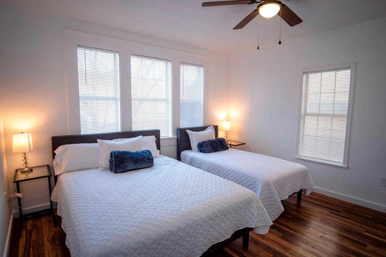 Downtown View Cozy 2Br1Ba Home Sleeps 8 San Antonio Exterior foto